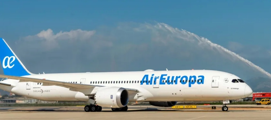 La marca Air Europa se mantendrá bajo la gestión de Iberia tras esta...