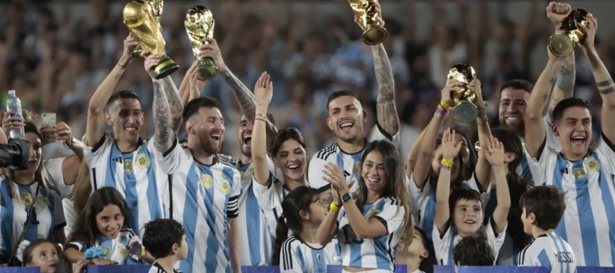 Al término del encuentro que Argentina ganó por 2-0 a Panamá en el Estadio...