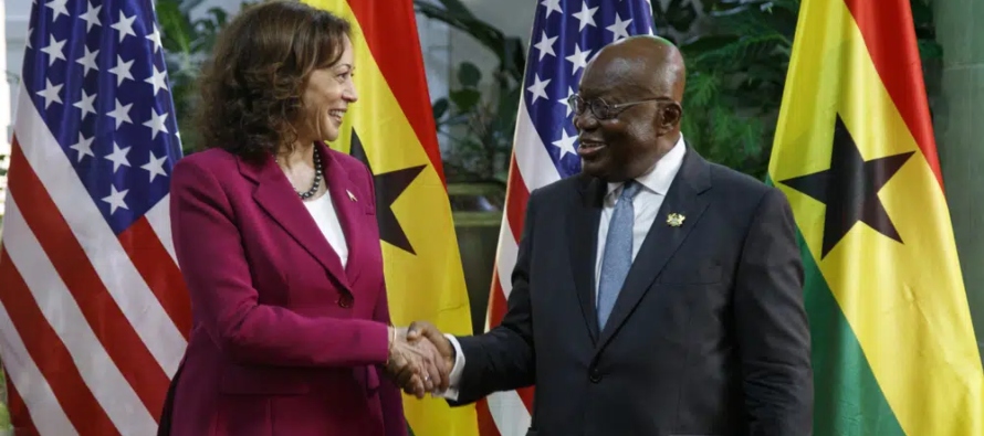 “Bajo su liderazgo, Ghana ha sido un modelo de democracia y un contribuyente a la paz y...