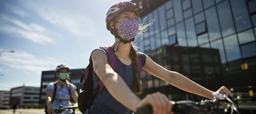 La recreación al aire libre, y el ciclismo en particular, aumentaron en un país tras...