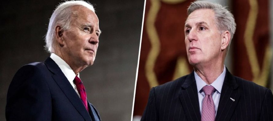 Ambos hablaron por teléfono cuando Biden estaba volando de regreso a Estados Unidos tras un...