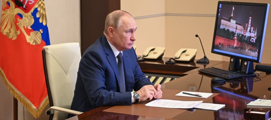 Putin ha tratado de presentarse como el líder que Rusia necesita, alabando en público...