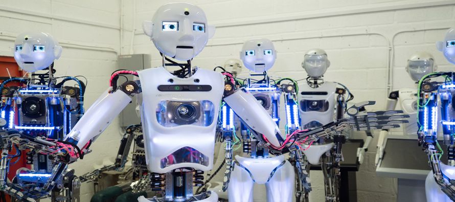Nueve robots humanoides estuvieron en la conferencia  de la Cumbre AI for Good Global Summit...