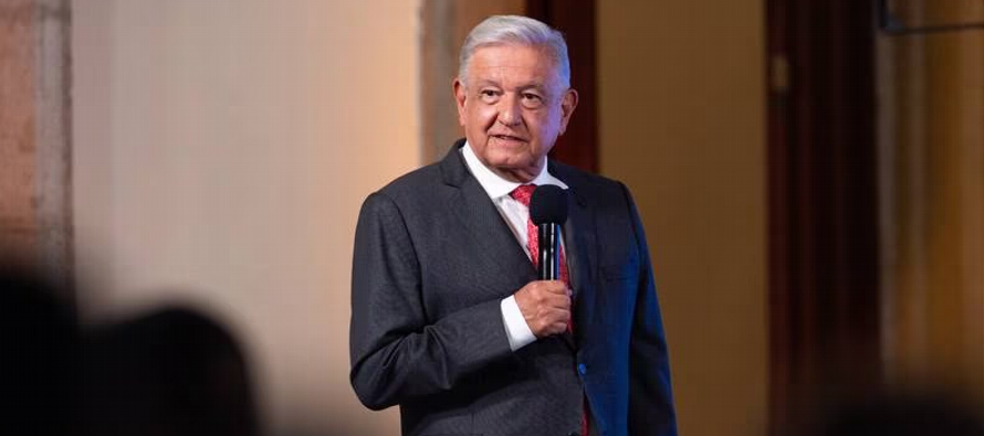 López Obrador afirmó que la oferta será de seis mil 500 millones de pesos,...