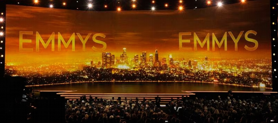 Fox anunció el jueves que los Emmy se transmitirán el 15 de enero desde el Teatro...