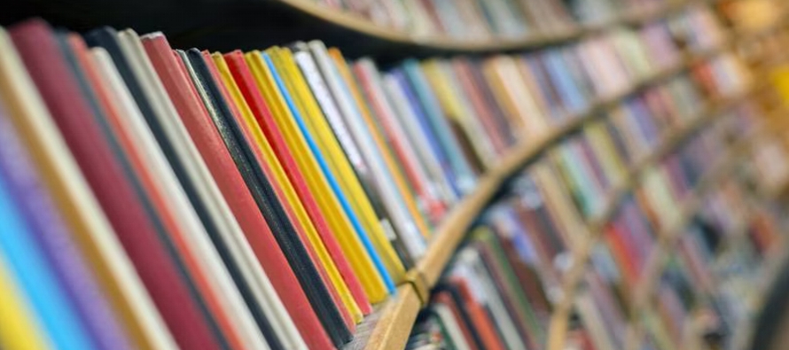 El Estado de Iowa dispone de una legislación aprobada recientemente que exige que los libros...