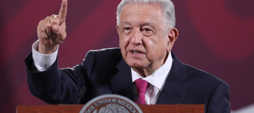 López Obrador, desde Cancún, en Quintana Roo, ha insistido en que llevará a...