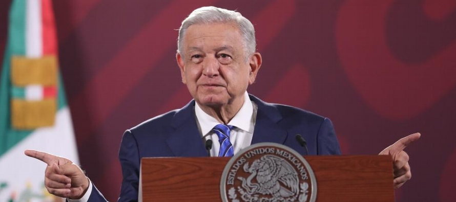 López Obrador recordó este jueves que él reformó la Ley Minera en abril...