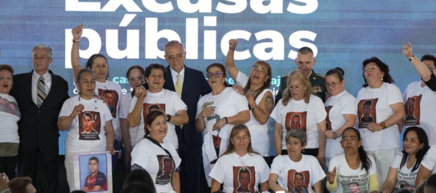El ministro Velásquez reiteró públicamente, para honrar la memoria de las...