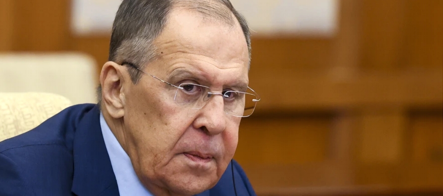 Lavrov dijo que su visita era una oportunidad para discutir la implementación de los...