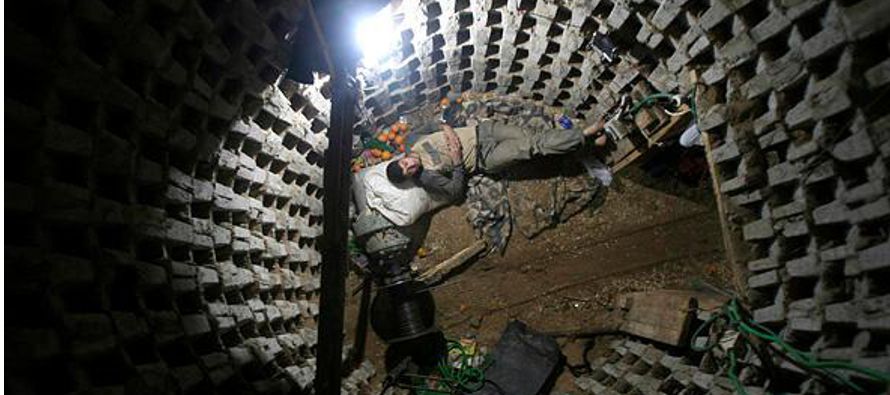 Una red de túneles construida por el grupo militante Hamás presenta un desafío...