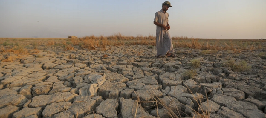 La sequía en el occidente de Asia, que comenzó en julio de 2020, se debe...