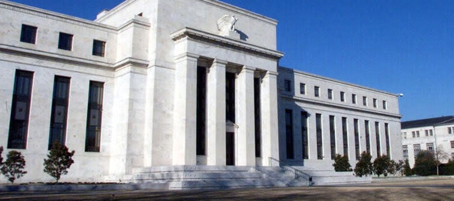 El enfoque de la Fed reduce la liquidez al eliminar los incentivos para que los bancos ahorren en...