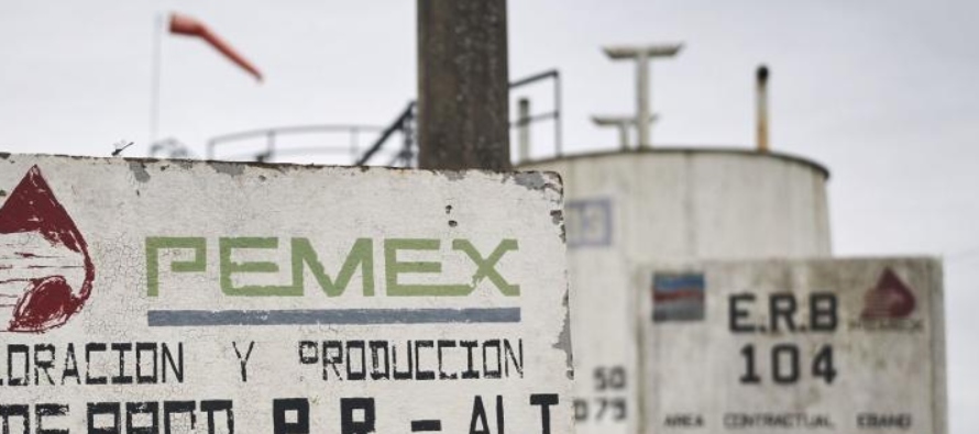 El presidente impuso la condición el mes pasado en medio de crecientes tensiones entre Pemex...