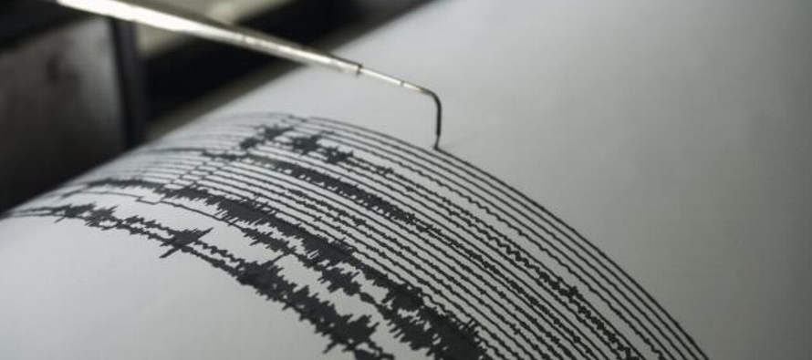 El terremoto se registró a las 17:54 horas cerca del volcán Kilauea, a una...