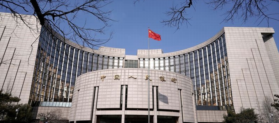 El estatal Banco Industrial y Comercial de China (ICBC) anunció que recortaría las...