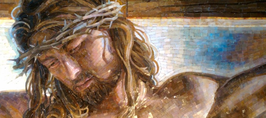 Jesús nos amó hasta el final, dio la vida por nosotros. “Habiendo amado a los...