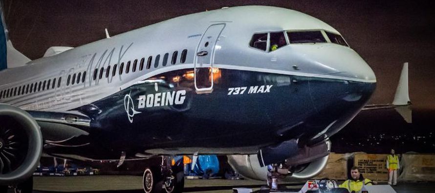 "La FAA exige inspecciones inmediatas de ciertos aviones Boeing 737 MAX 9 antes de que vuelvan...