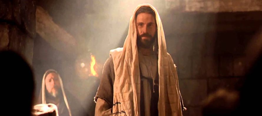 Llegó Jesús a Cafarnaum y el sábado entró en la sinagoga y se puso a...