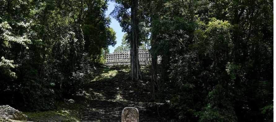 El gobierno de México reconoce que al menos dos renombrados sitios arqueológicos...