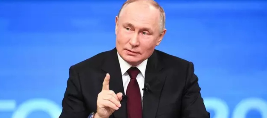 Rusia convocó las elecciones presidenciales para el próximo 17 de marzo, si bien la...