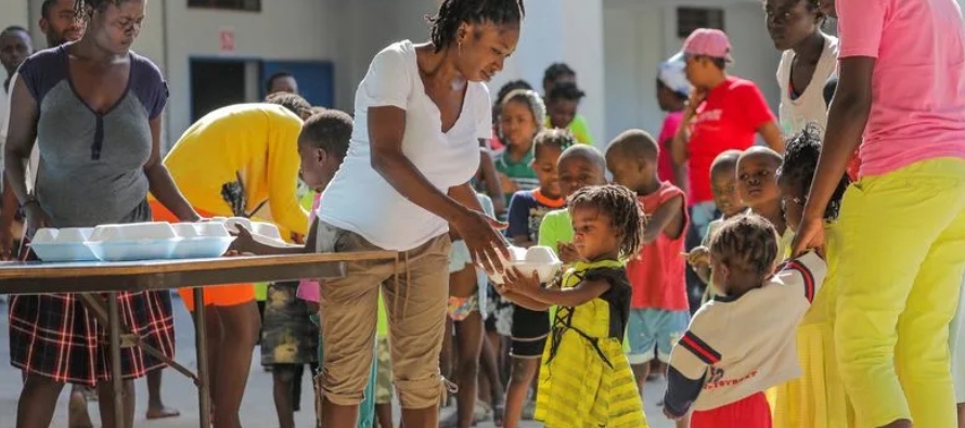 El aborto en Haití sigue siendo ilegal, y los hospitales han advertido de la escasez de...