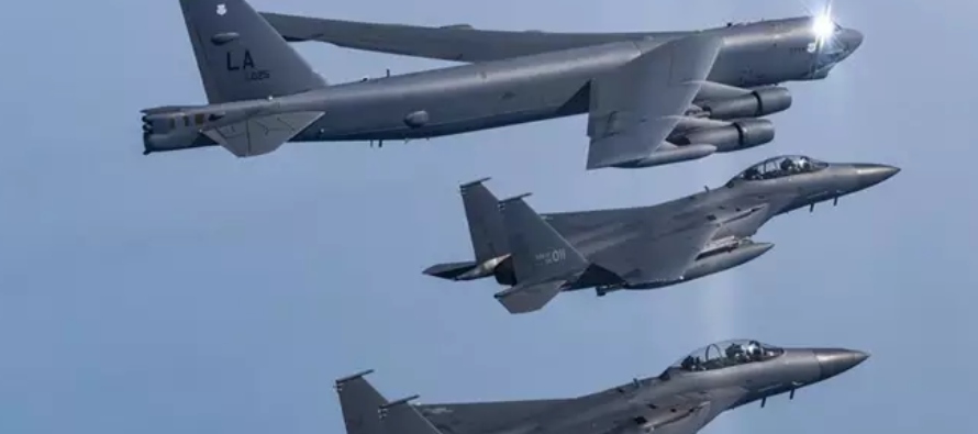 Las maniobras, conocidas como Korea Flying Training (KFT), durarán aproximadamente dos...