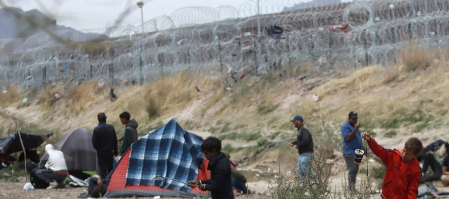Profesionales de Suramérica abandonan su oficio para llegar a la frontera de México y Estados Unidos