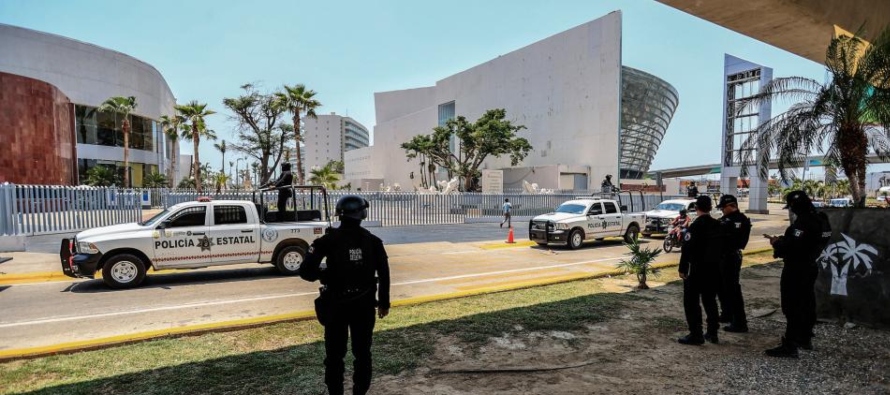 Convención Bancaria de México reúne a los candidatos en medio de un operativo de seguridad