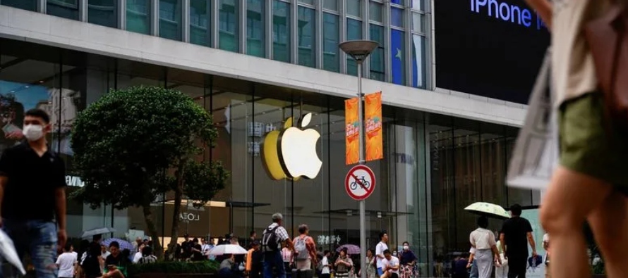 Apple retira WhatsApp y Threads de su tienda de aplicaciones en China por orden del Gobierno