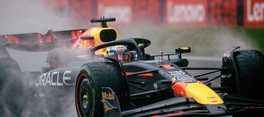 "Fue muy difícil mantener el coche en pista": Max Verstappen