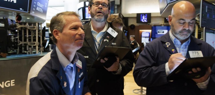 Wall Street cierra en verde y el Dow Jones sube un 0.67 %