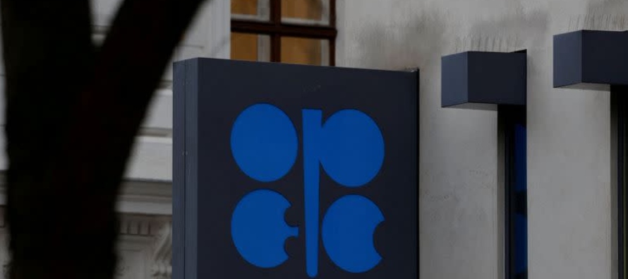 Producción petrolera de la OPEP cae en abril, lastrada por Irán e Irak