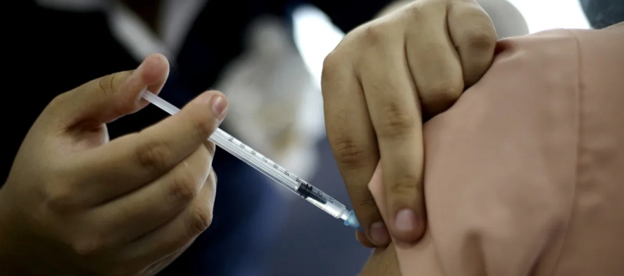 El 61 % de la población confía más en las vacunas después de la pandemia del covid
