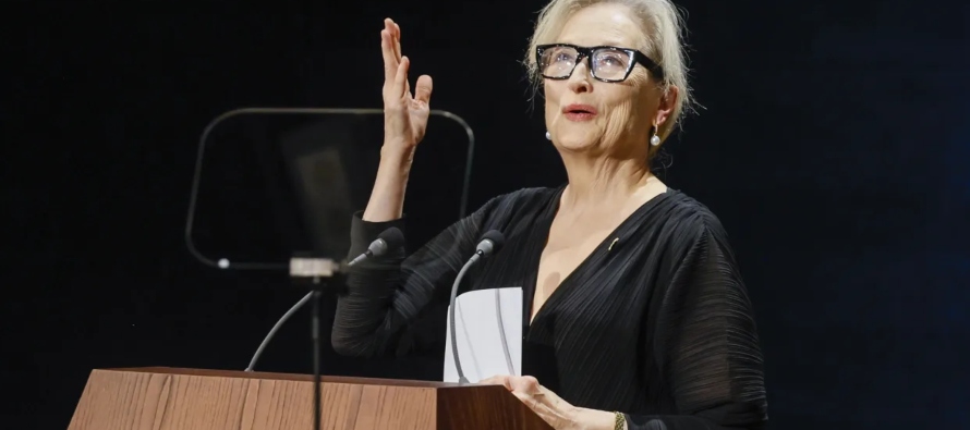 Meryl Streep se declaró "extremadamente honrada" de recibir la Palma de Honor, un...
