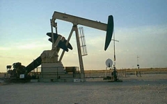 La industria petrolera es el sustento clave del desarrollo como nación independiente.