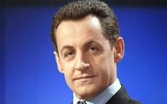 Lo que hizo Sarkozy durante su campaña fue precisamente recurrir a los sentimientos de los...