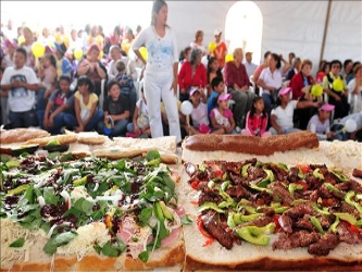 Para apoyar la entrada de los ingredientes mexicanos, ProMéxico organizó un evento...
