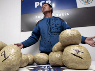 El opio fue encontrado en el poblado de Tamborillo, en el sureño municipio de Guadalupe y...