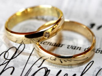 El matrimonio civil que recibe un bautizado no lo casa en realidad, aunque debe recibirlo para...