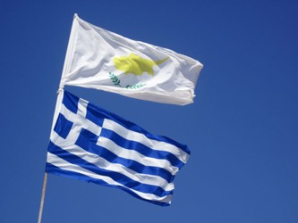 2004 - Fracasa el referéndum por el rechazo de los grecochipriotas. El mismo año, la...