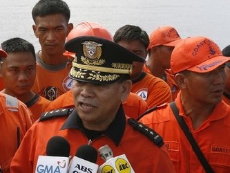 El jefe de la Guardia Costera, Wilfredo Tamayo, señaló que los pescadores...
