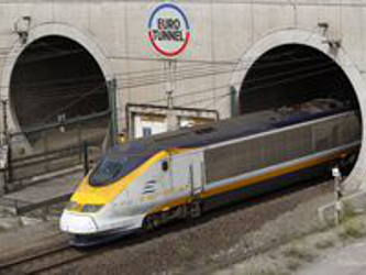 El pedido enfureció al gobierno francés que afirmó que los trenes del grupo...
