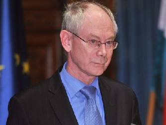 Van Rompuy, el ex primer ministro belga que en aquel entonces era el presidente designado de la UE,...