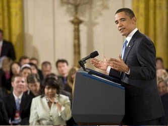 Obama, quien respalda las uniones civiles de parejas del mismo sexo, no dijo si personalmente apoya...