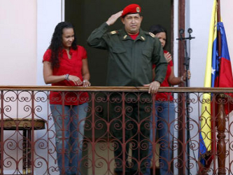 De hecho, Rousseff había ofrecido a Chávez facilidades para tratarse en Brasil y el...