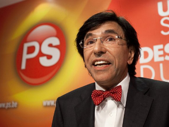 El monarca ha solicitado al líder del PS de continuar con su misión de tratar de...