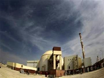 Las grandes potencias temen que el programa nuclear iraní oculte objetivos militares y por...