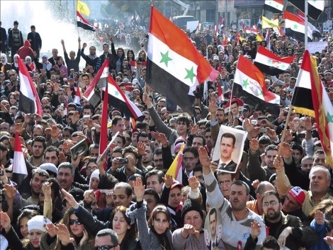 El Observatorio Sirio para los Derechos Humanos indicó que al menos 250,000 personas...