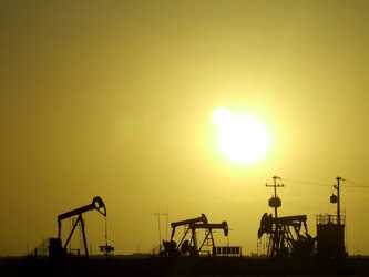 Un segundo aspecto que observamos respecto al panorama petrolero de 2012 es el de la oferta, donde...
